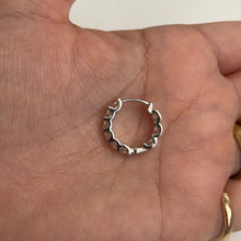 Carregar imagem no visualizador da galeria, Argola moissanite 1.7cm
