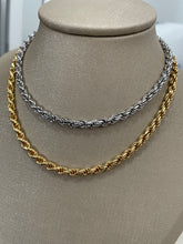 Carregar imagem no visualizador da galeria, Colar chocker fio baiano
