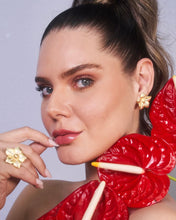 Carregar imagem no visualizador da galeria, Brinco flor stil fosca
