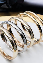 Carregar imagem no visualizador da galeria, Bracelete com 1 fileira zircônias
