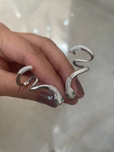 Carregar imagem no visualizador da galeria, Earcuff snake Lili

