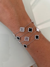 Carregar imagem no visualizador da galeria, Pulseira trevo little
