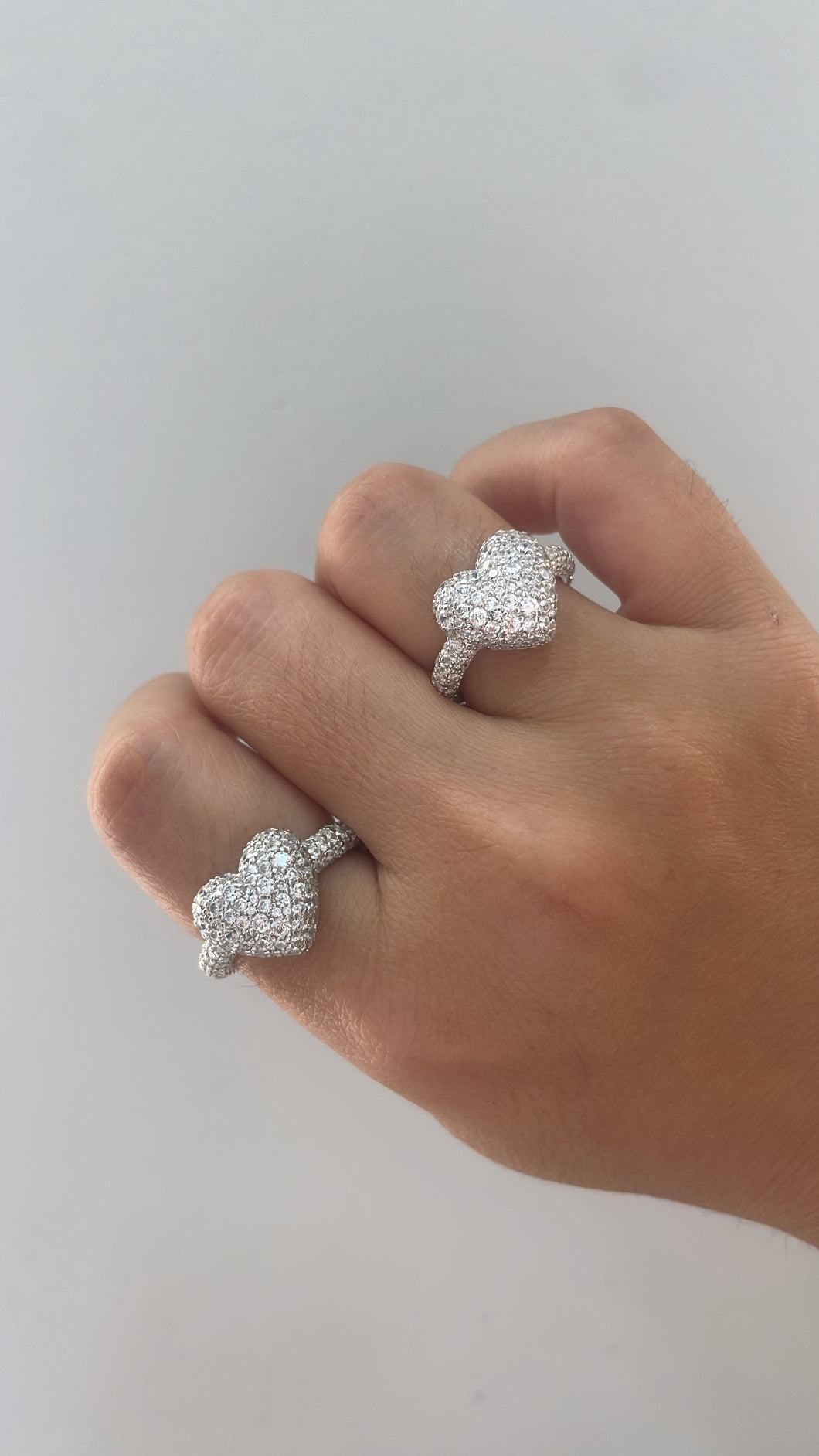 Anel coração inteiro cravejado