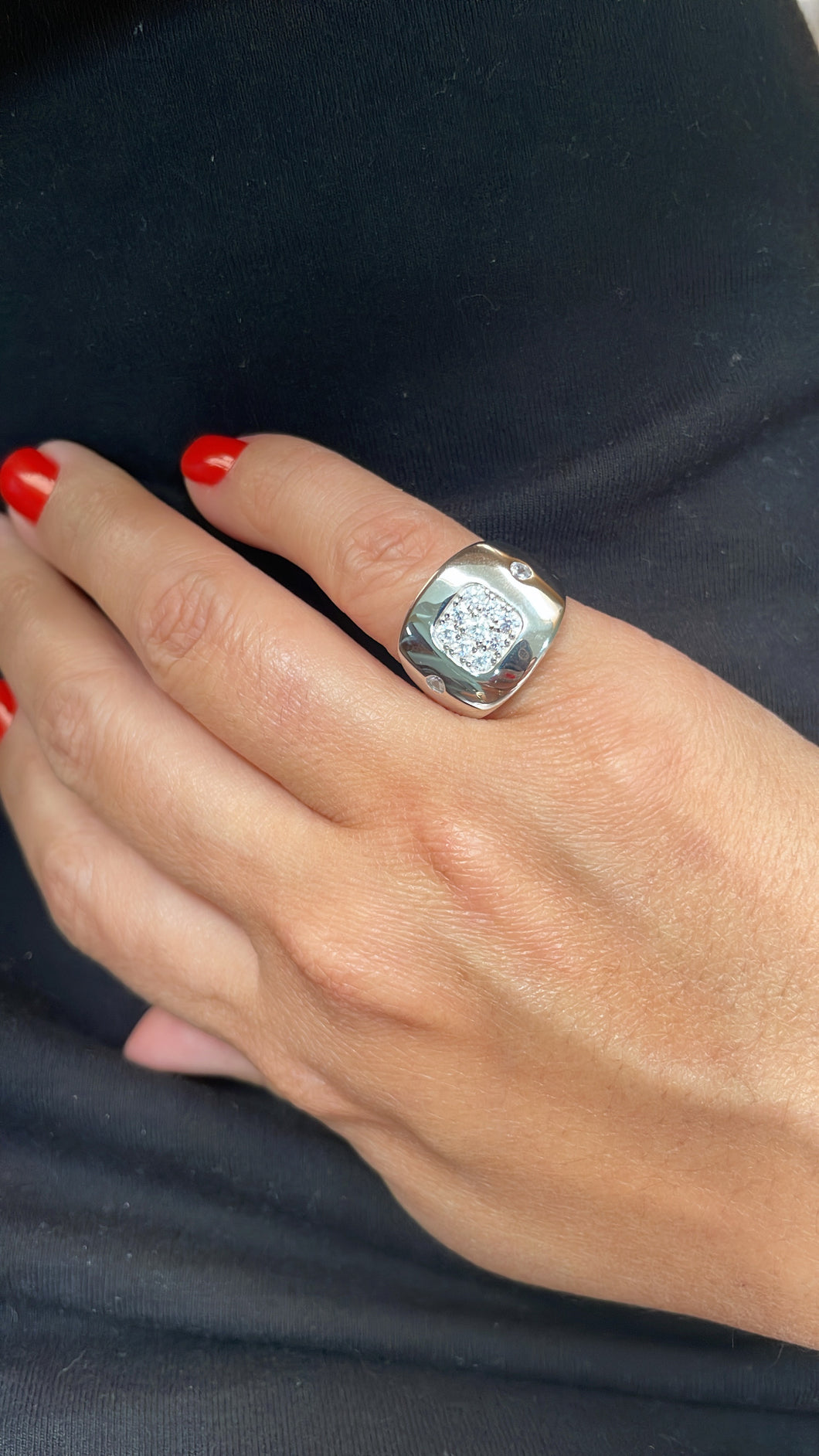 Anel dedinho square com zirconias