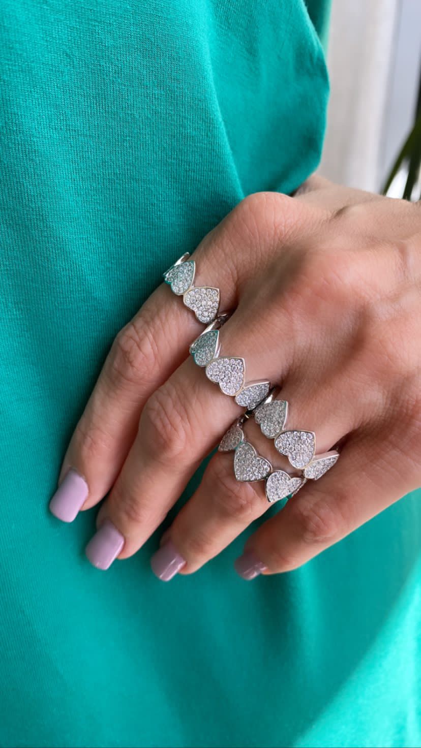 Anel corações inteiro