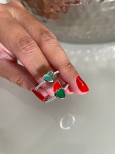 Carregar imagem no visualizador da galeria, Anel coração inglesa
