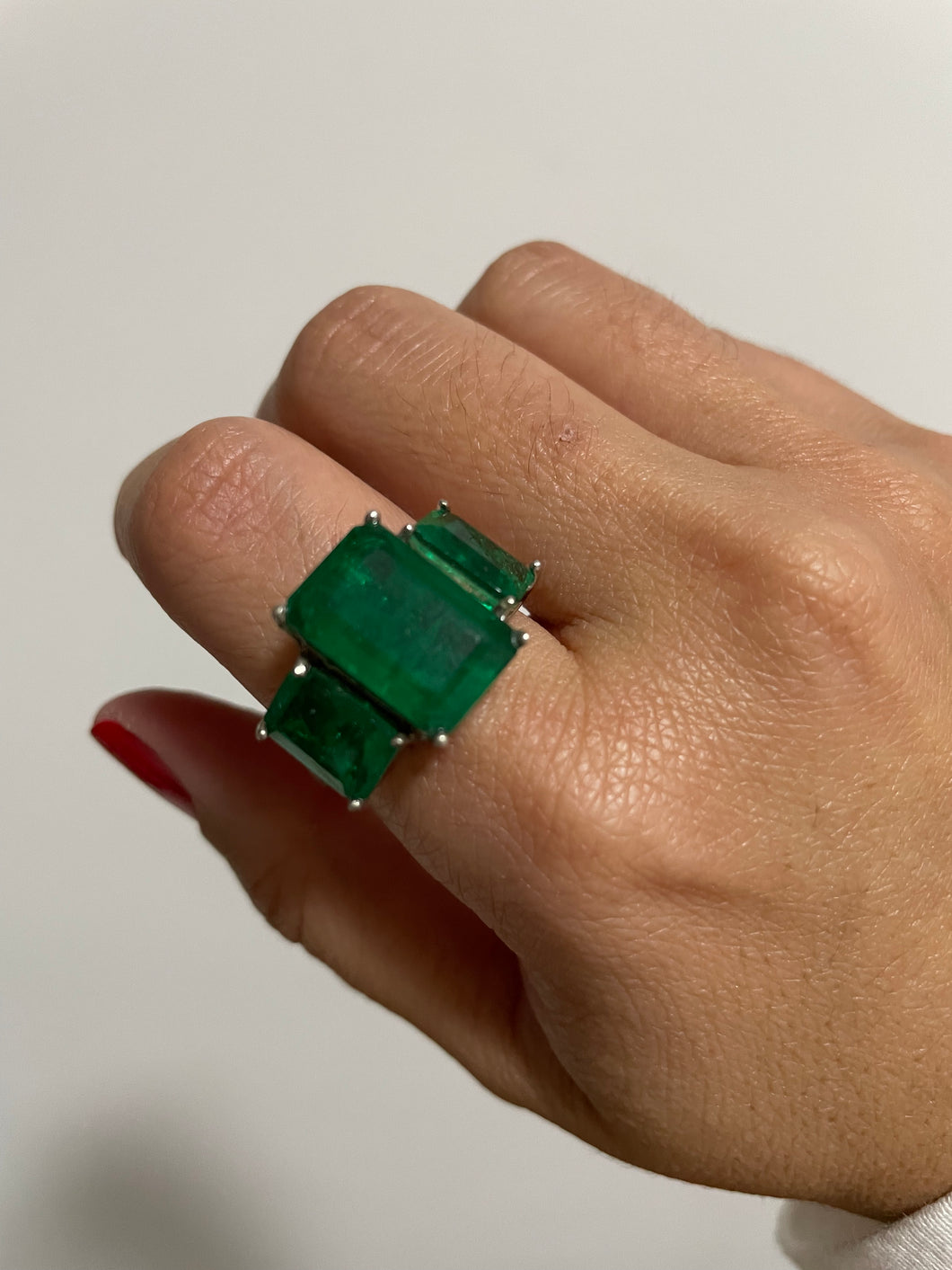 Anel esmeralda trio retângulos