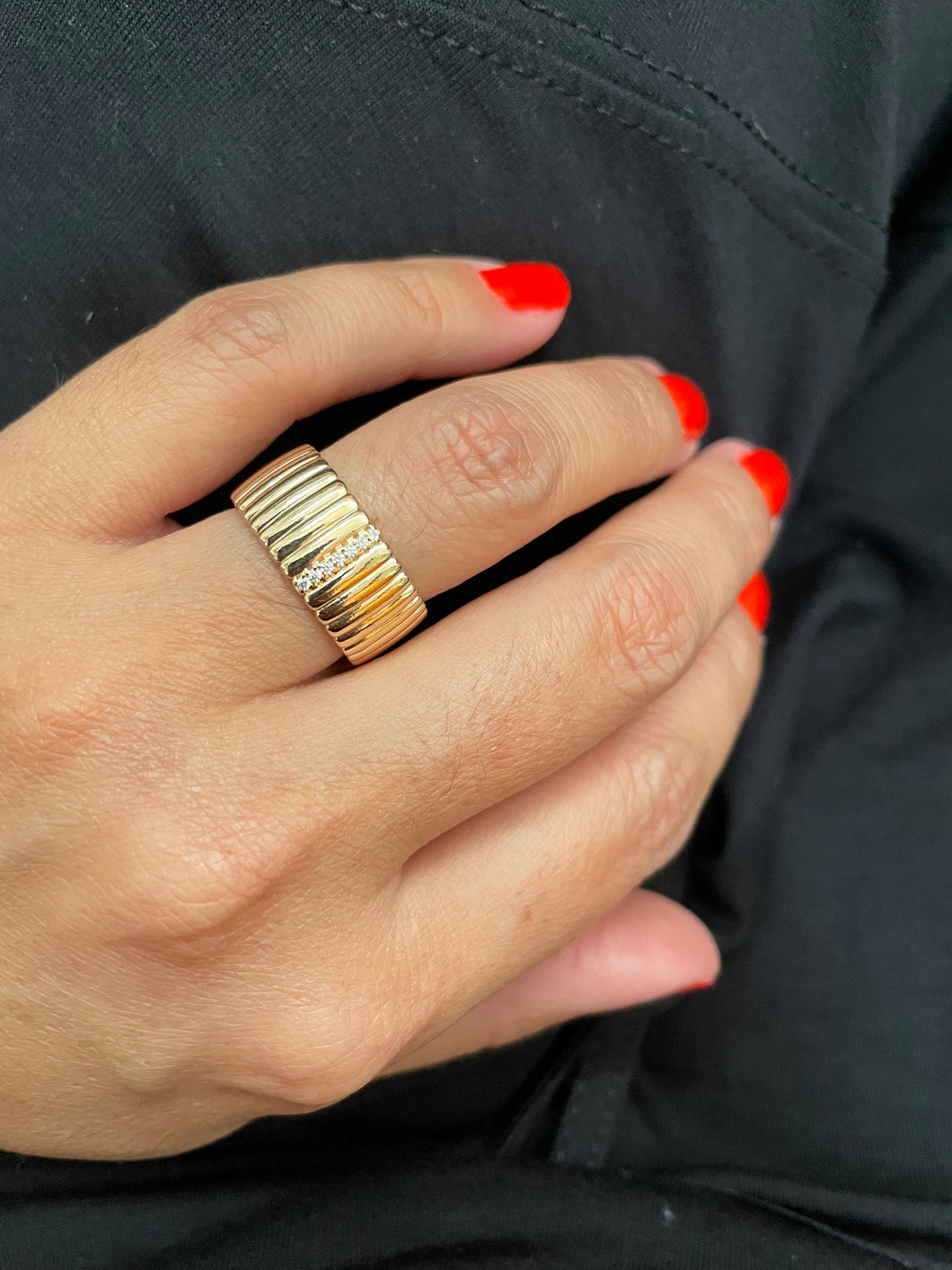 Anel inteiro com 1 fil zirconias