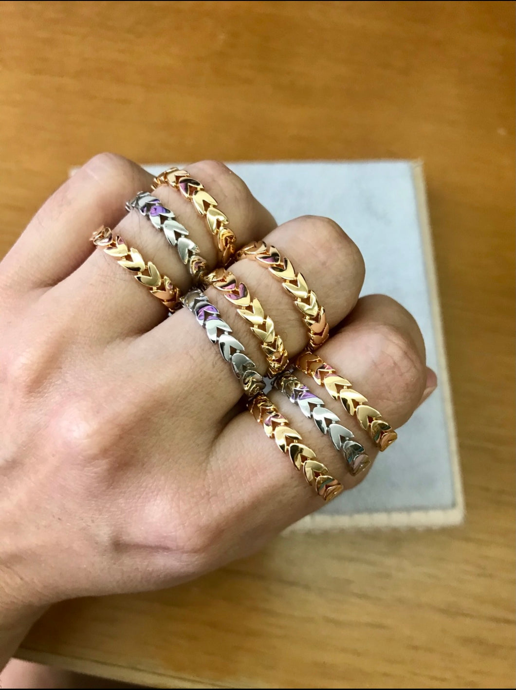 Anel aparador zigzag polido