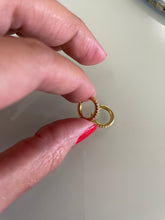 Carregar imagem no visualizador da galeria, Argola basic zirconias
