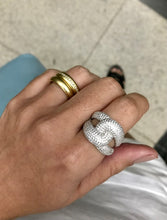 Carregar imagem no visualizador da galeria, Anel entrelaçado x
