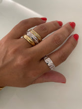 Carregar imagem no visualizador da galeria, Anel placa love
