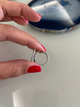 Carregar imagem no visualizador da galeria, Argola basic zirconias
