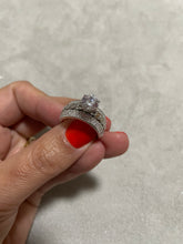 Carregar imagem no visualizador da galeria, Anel solitário sandra
