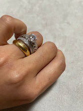 Carregar imagem no visualizador da galeria, Anel solitário sandra
