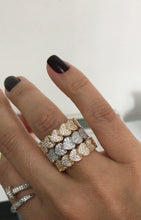 Carregar imagem no visualizador da galeria, Anel aparador corações
