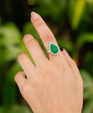 Carregar imagem no visualizador da galeria, Anel gota fusion com zirconias em volta
