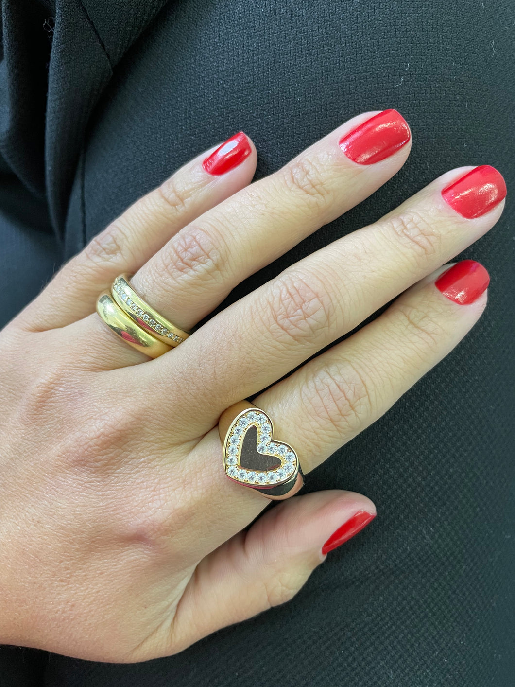 Anel coração zirconias brancas