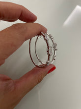 Carregar imagem no visualizador da galeria, Argola oval baguete
