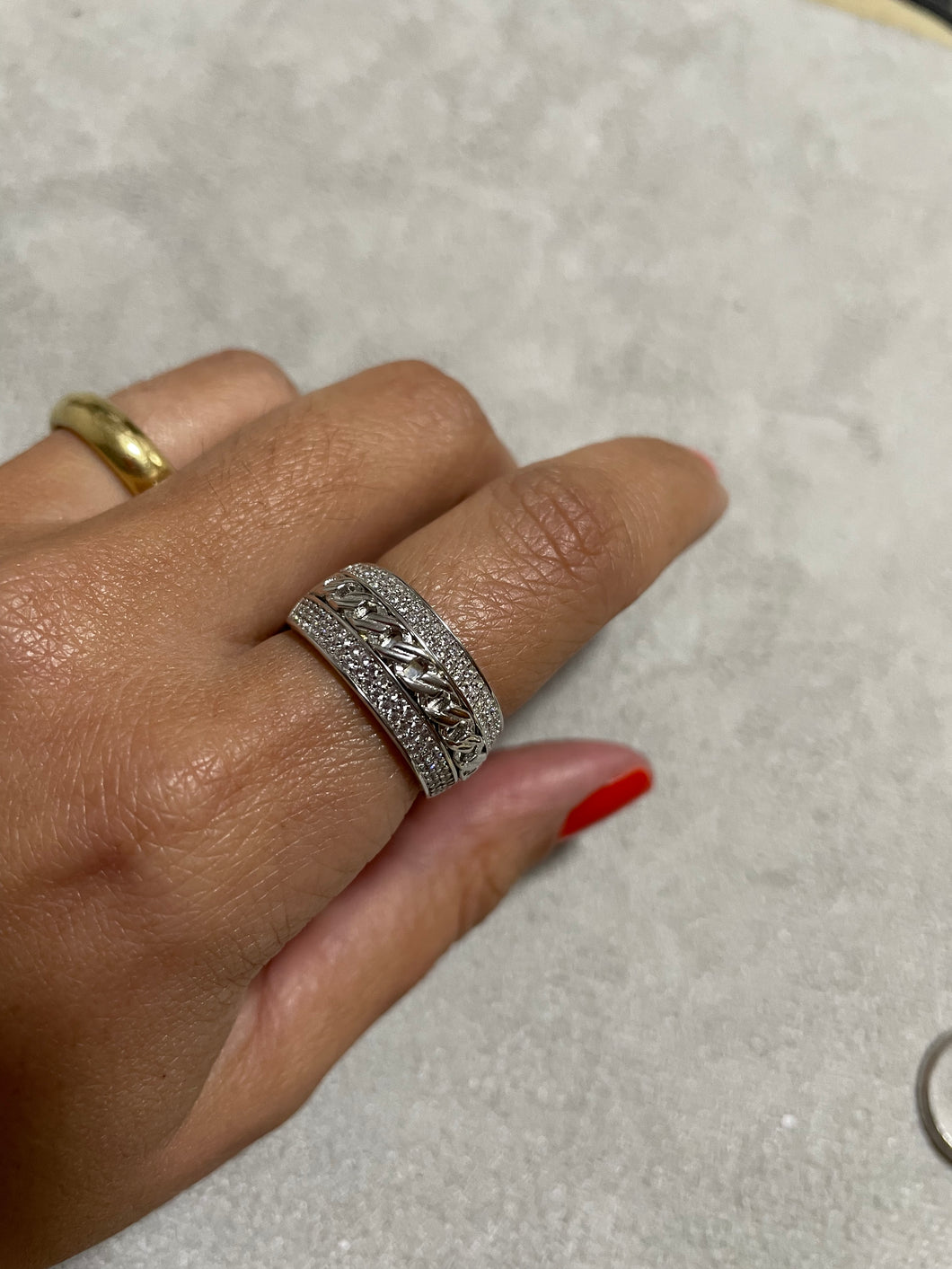 Anel detalhe corrente c zirconias