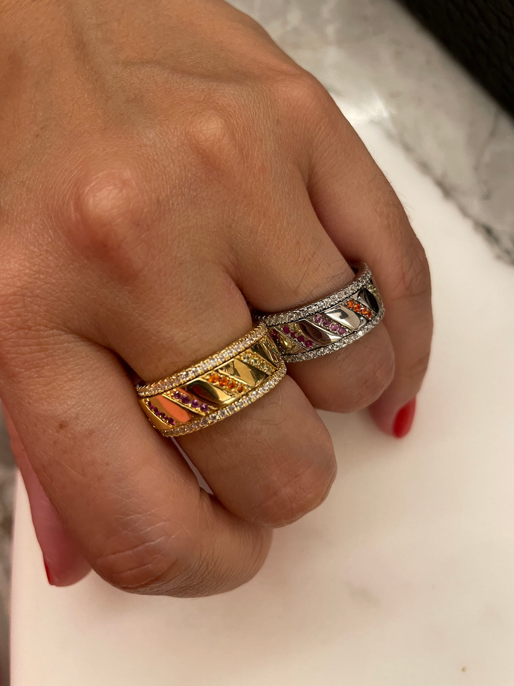 Anel inteiro listras