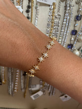 Carregar imagem no visualizador da galeria, Pulseira estrelas
