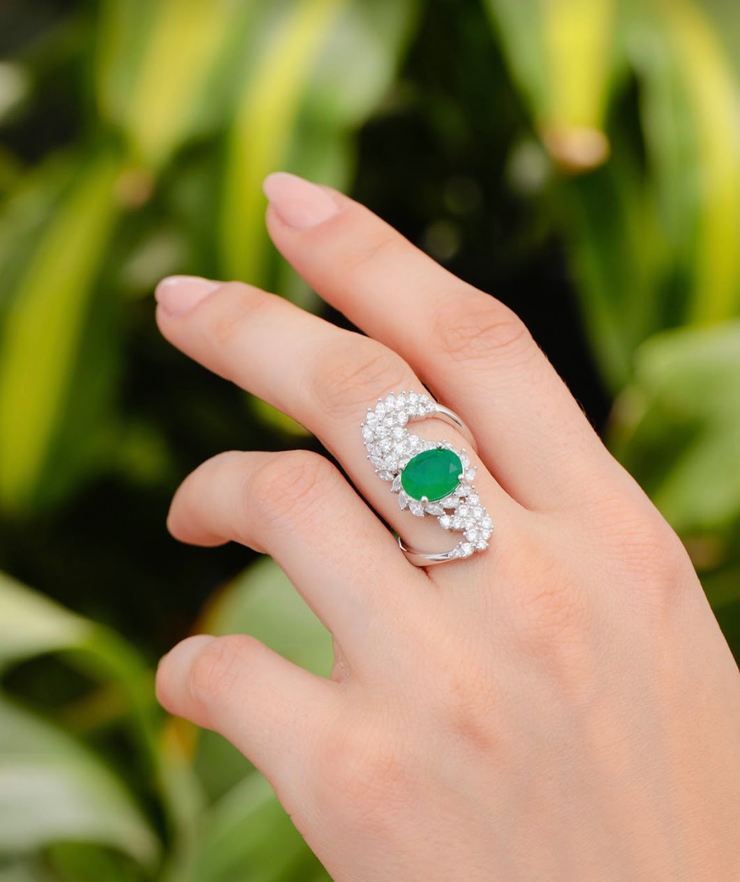 Anel esmeralda Helen