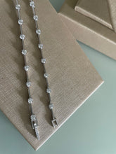 Carregar imagem no visualizador da galeria, Pulseira moissanite fio faca
