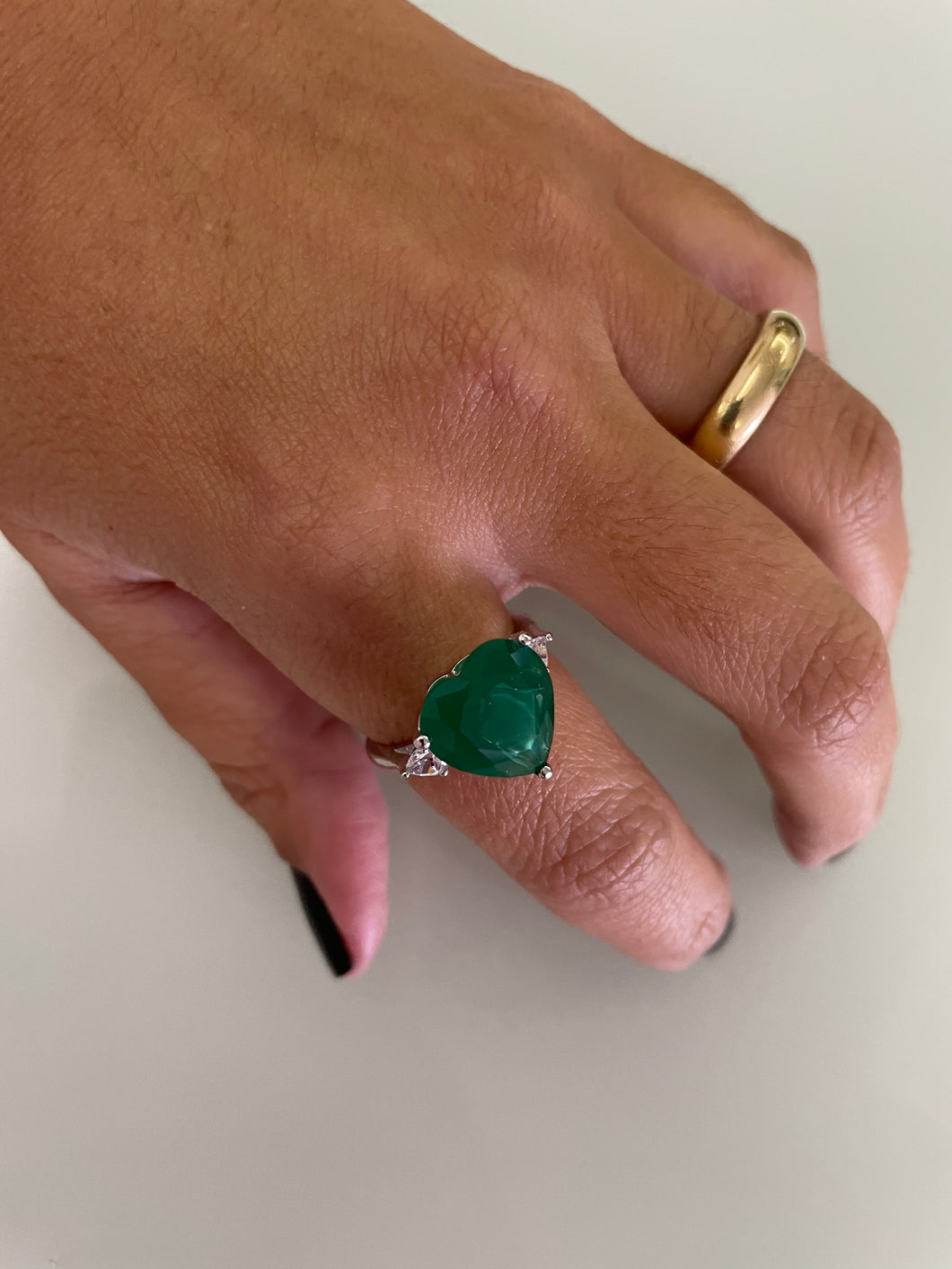 Anel coração esmeralda princesa