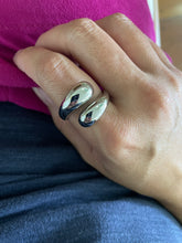 Carregar imagem no visualizador da galeria, Anel gotas aberto
