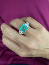 Carregar imagem no visualizador da galeria, Anel tri square
