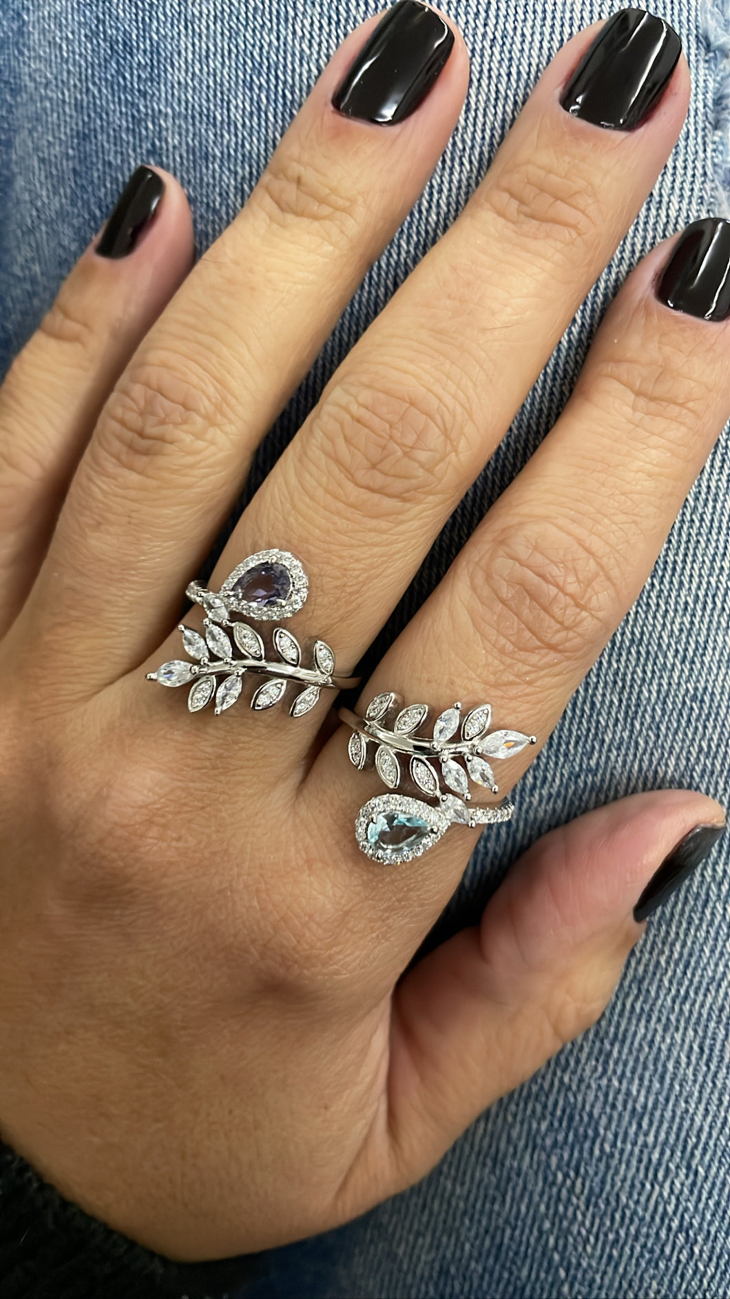 Anel folha estilizada