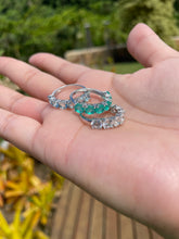 Carregar imagem no visualizador da galeria, Anel meia aliança love
