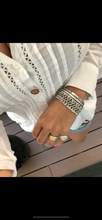 Carregar imagem no visualizador da galeria, Pulseira entrelaçada larga
