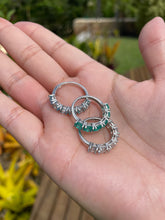 Carregar imagem no visualizador da galeria, Anel meia aliança love
